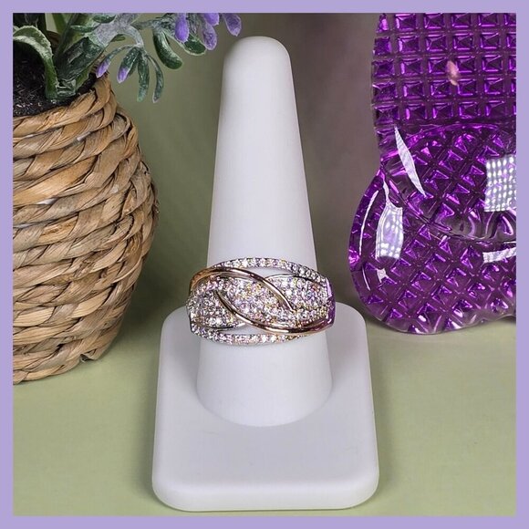 Cluster Ring With Rose Golden & Silvery Twist Design Size 10.25 (NWOT) - Picture 1 of 6